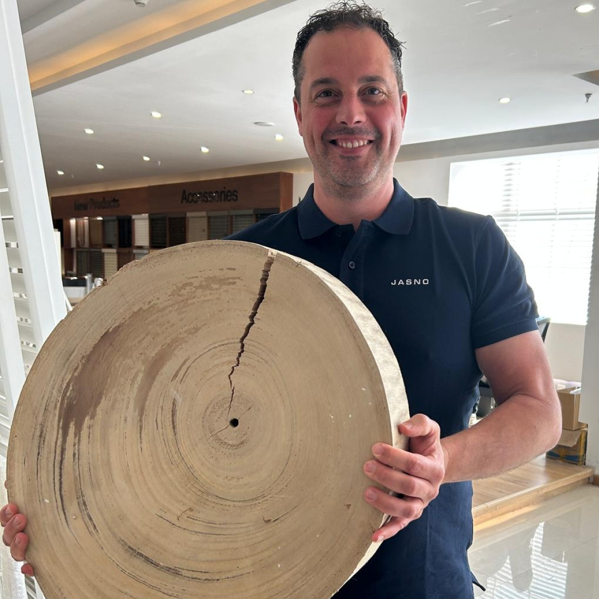 Paul paulownia doorsnede