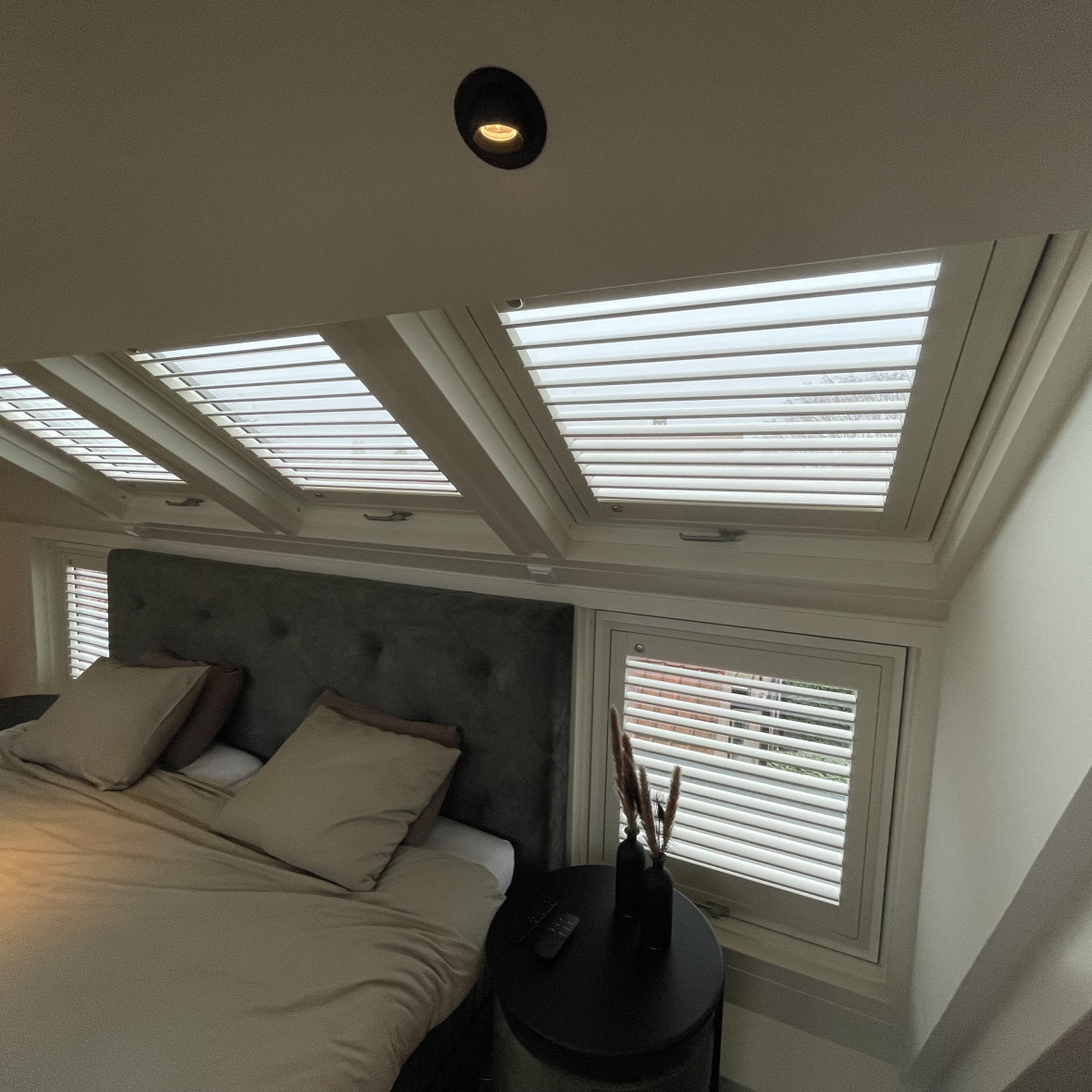 Zolder slaapkamer luxbox shutters